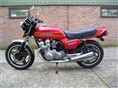 CB 750 F